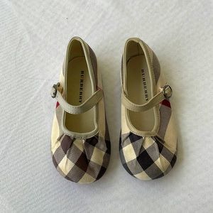 Burberry toddler shoes in size 26( European) = 9.5 US little kids